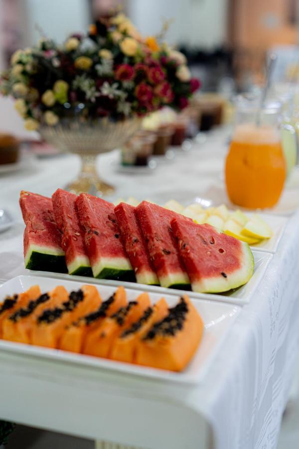 Hotel Monte Carlo Dourados Ngoại thất bức ảnh
